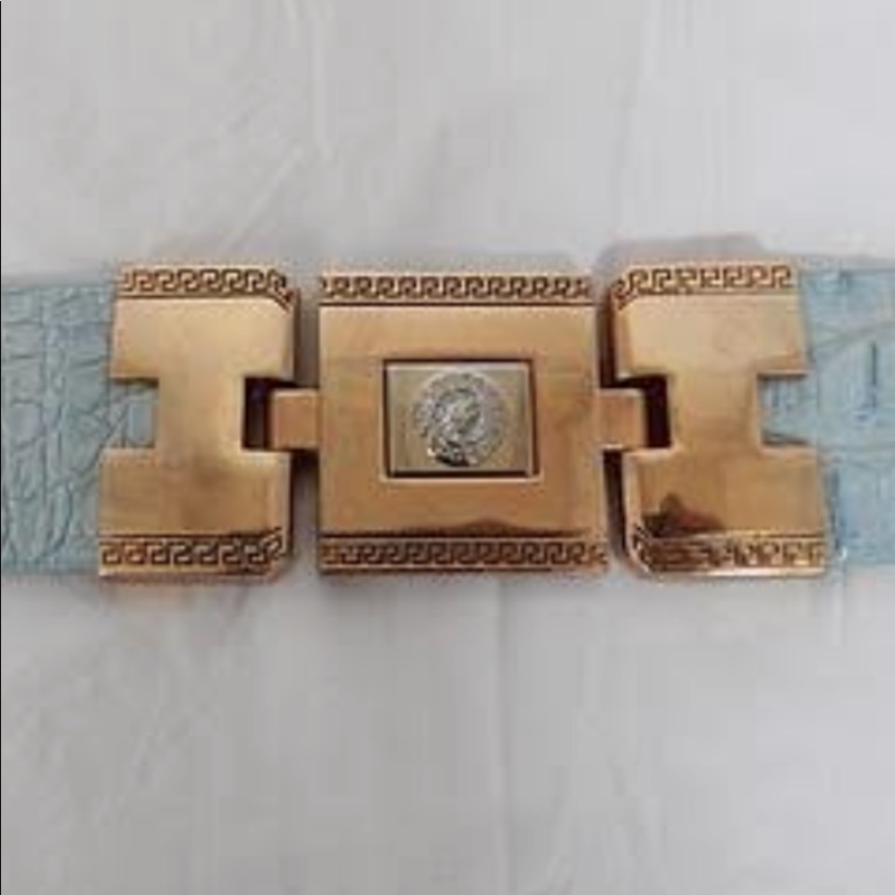 Los Altos alligator handmade hinged belt. 8/10